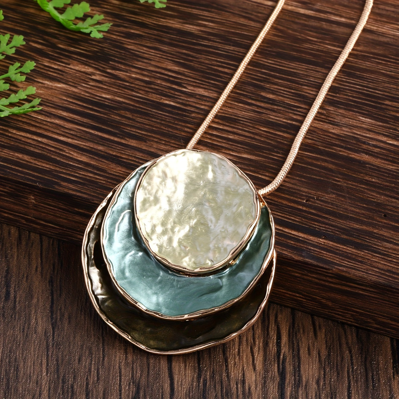 Bohemian Three-layer Circular Zinc Alloy Golden Enamel Jewelry Set, Cute And Elegant For Ladies, Girlfriends, Holiday Parties, Necklace And Earrings Set