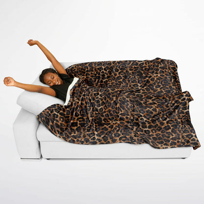Flannel Blanket Poncho – Cozy Leopard Print Animal-Style Wrap