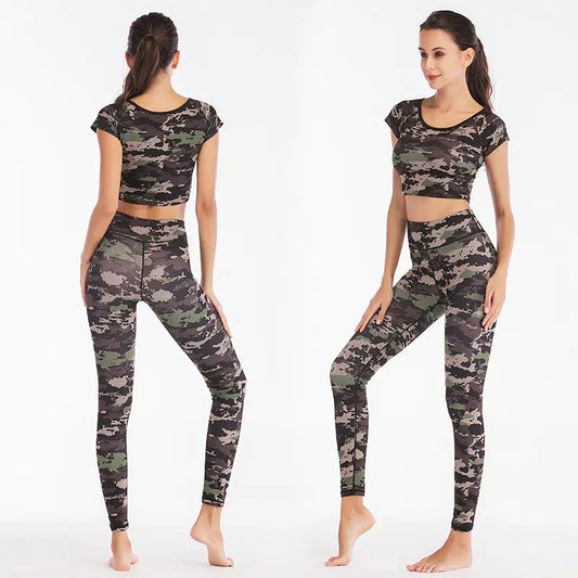 Women's Sexy Crop Fitness Yoga Set with Snakeskin Design