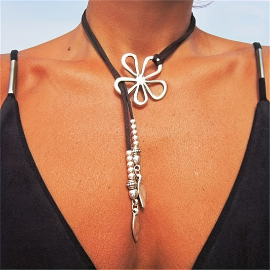 A Vintage Bohemian Hollowed-out Flower Collarbone Chain Leather Rope Y-shaped Collar Fashion Simple Beach Golden Necklace